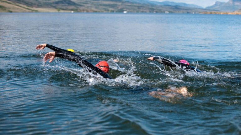 Ile kosztuje wypożyczenie pianki do pływania